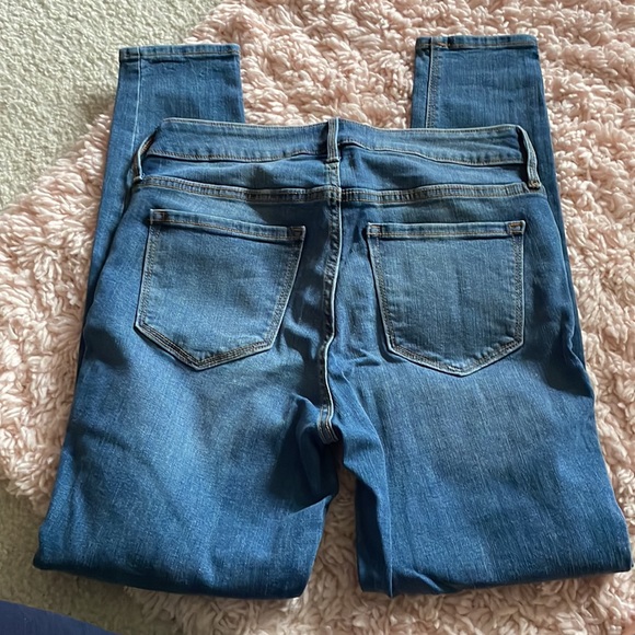 Old navy rockstar high waist skinny jeans - Picture 4 of 4
